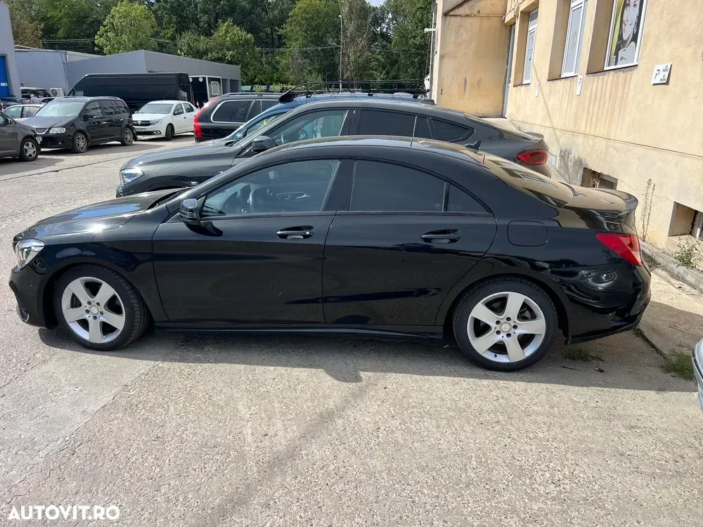 Mercedes-Benz CLA 250 7G-DCT Urban — imagine 3