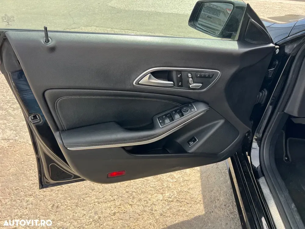 Mercedes-Benz CLA 250 7G-DCT Urban — imagine 6