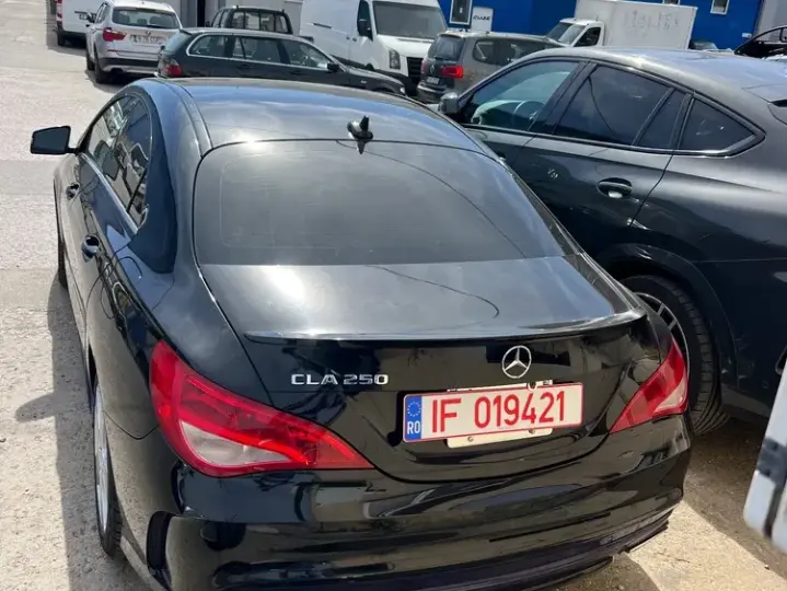 Mercedes-Benz CLA 250 7G-DCT Urban