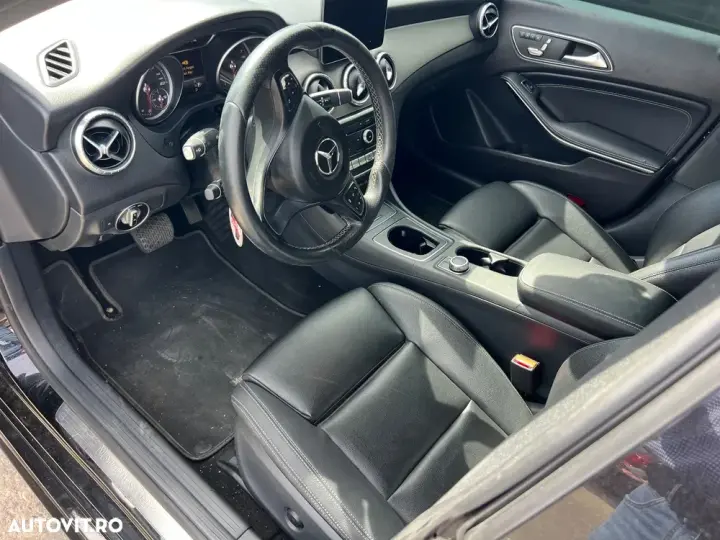 Mercedes-Benz CLA 250 7G-DCT Urban
