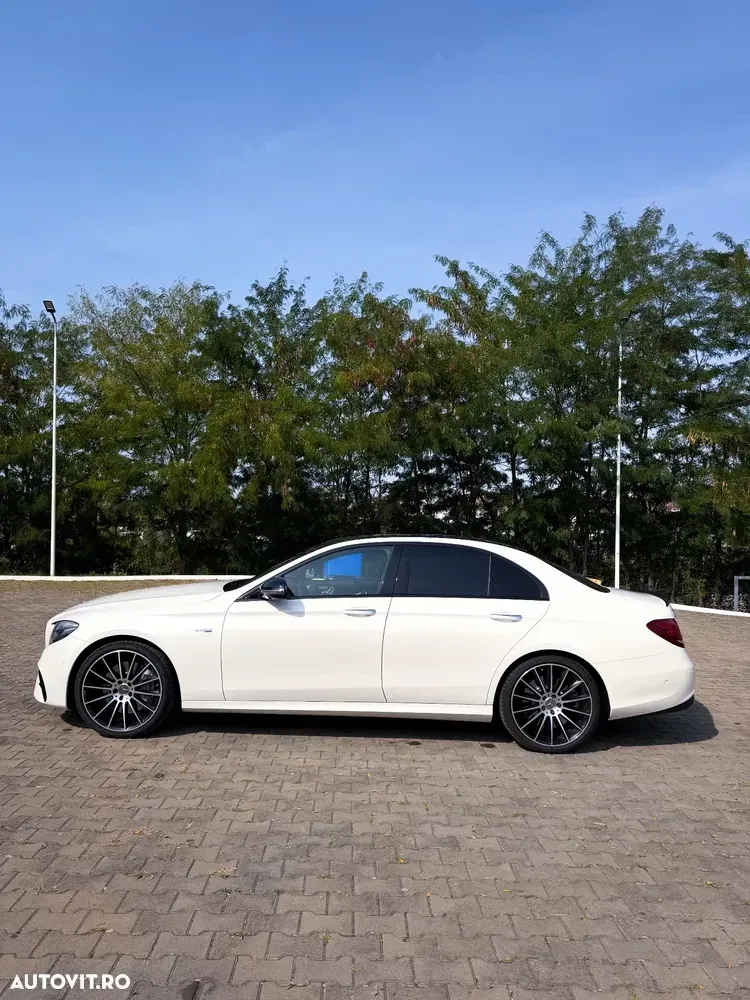Mercedes-Benz E W214 — imagine 6