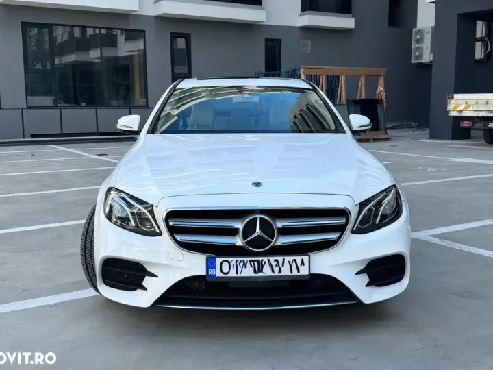 Mercedes-Benz E W213 300 Aut.