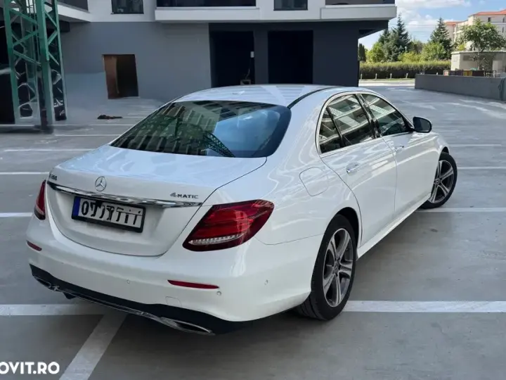 Mercedes-Benz E W213 300 Aut.