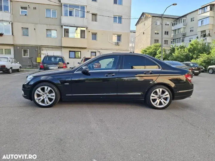 Mercedes-Benz C W204 200 CGI Automatik BlueEFFICIENCY Avantgarde