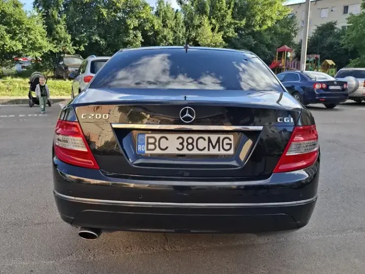 Mercedes-Benz C W204 200 CGI Automatik BlueEFFICIENCY Avantgarde