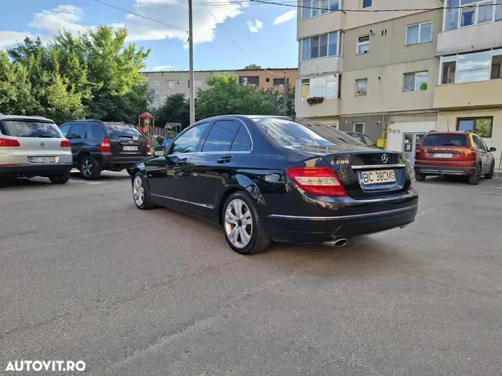 Mercedes-Benz C W204 200 CGI Automatik BlueEFFICIENCY Avantgarde