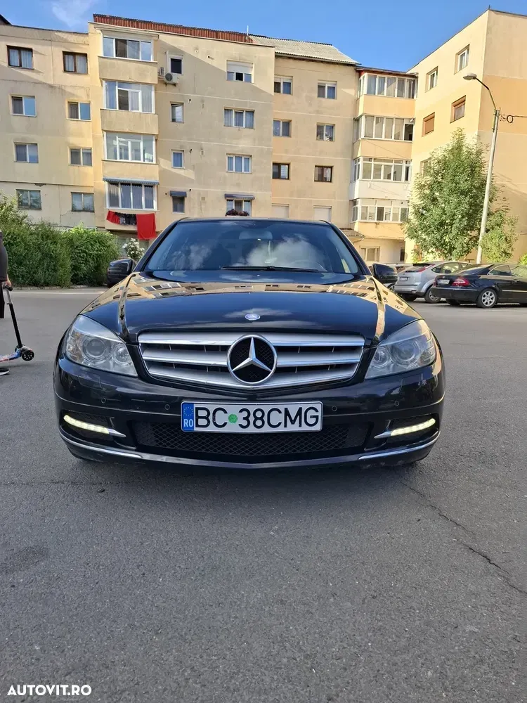 Mercedes-Benz C W204 200 CGI Automatik BlueEFFICIENCY Avantgarde — imagine 2