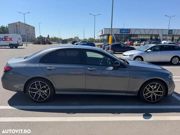 Mercedes-Benz E W213 300 de 4Matic 9G-TRONIC AMG Line