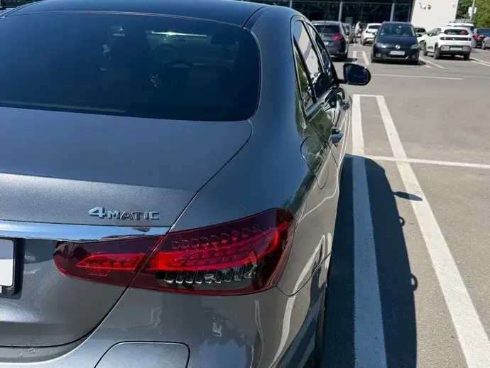 Mercedes-Benz E W213 300 de 4Matic 9G-TRONIC AMG Line