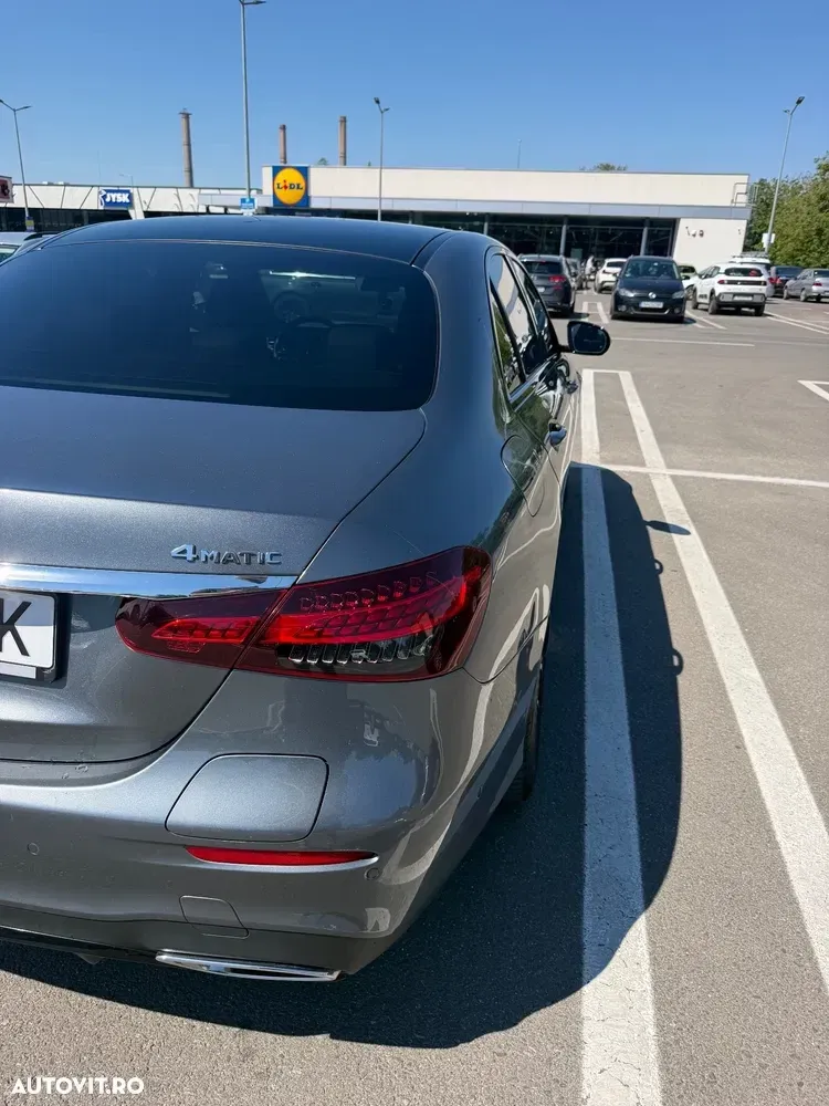 Mercedes-Benz E W213 300 de 4Matic 9G-TRONIC AMG Line — imagine 5