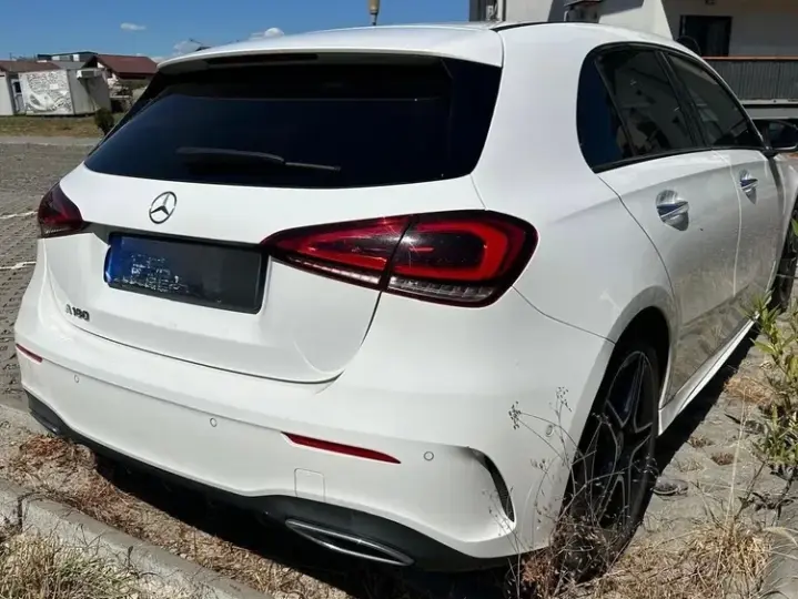 Mercedes-Benz A 180 W177/V177