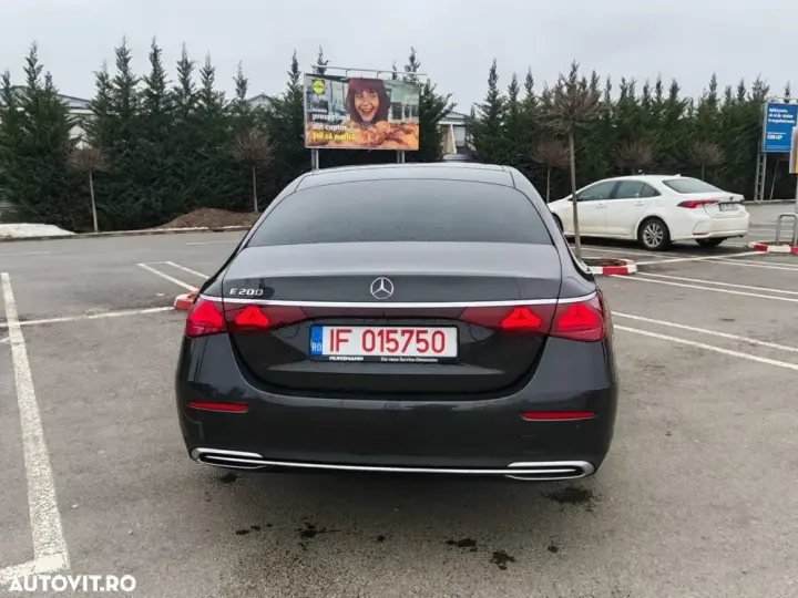 Mercedes-Benz E W214