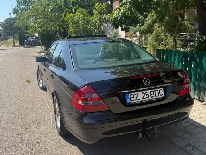 Mercedes-Benz E