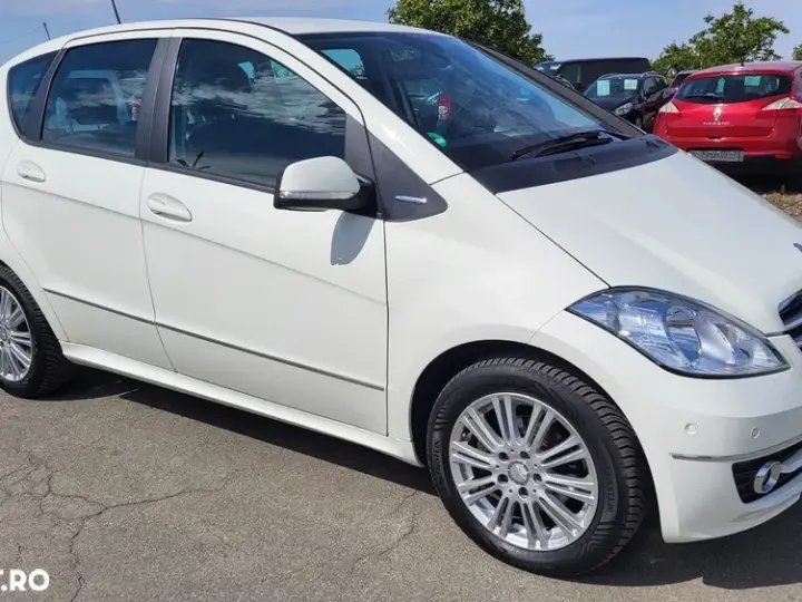 Mercedes-Benz A 180