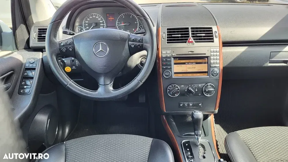 Mercedes-Benz A 180 — imagine 6