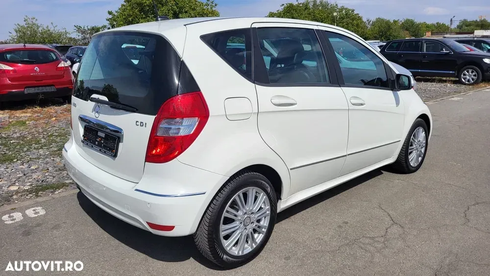 Mercedes-Benz A 180 — imagine 3