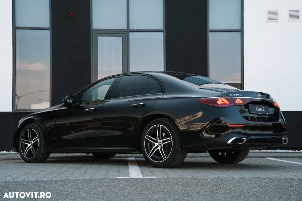 Mercedes-Benz E W214 — imagine 3