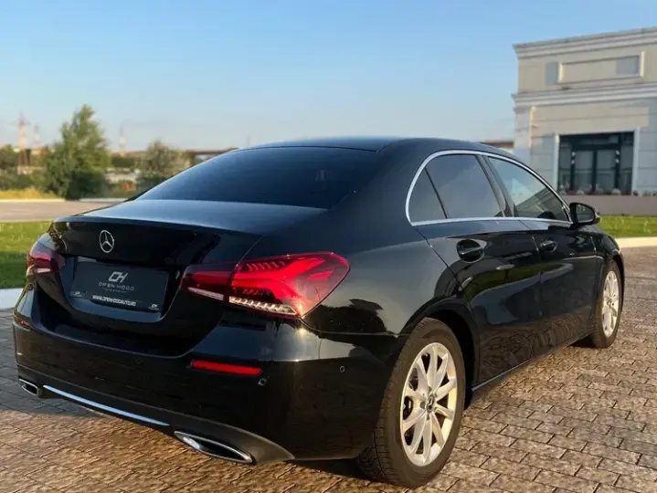 Mercedes-Benz A 180 W177/V177 d 7G-DCT Progressive