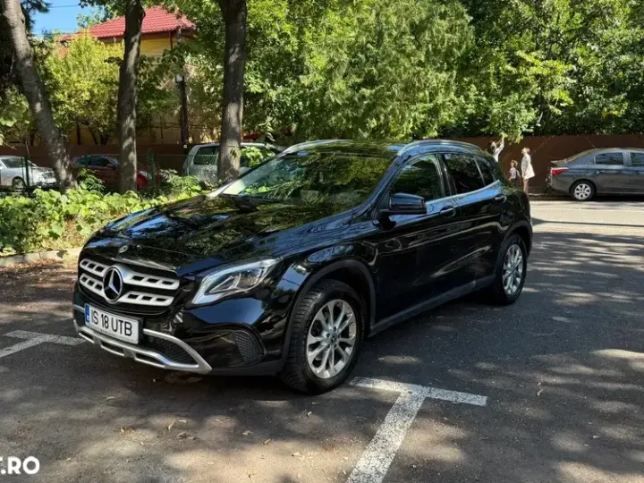 Mercedes-Benz GLA X156