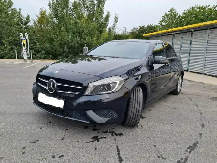 Mercedes-Benz A 180 W176