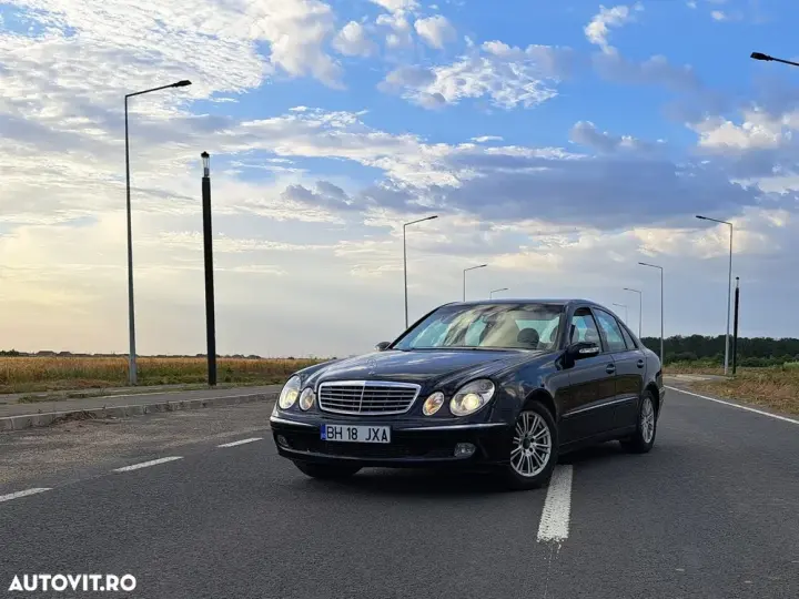 Mercedes-Benz E W211