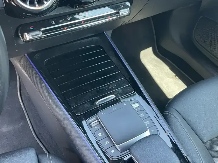 Mercedes-Benz GLB 200 4MATIC Aut.