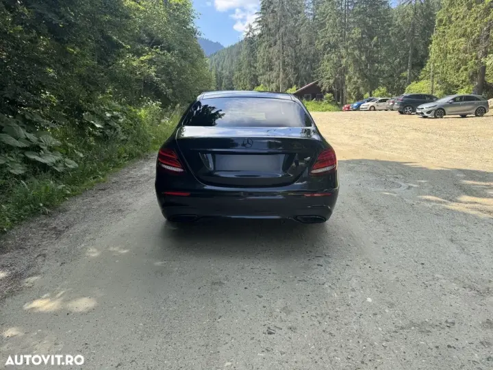 Mercedes-Benz E W213 220 d T-Modell Aut