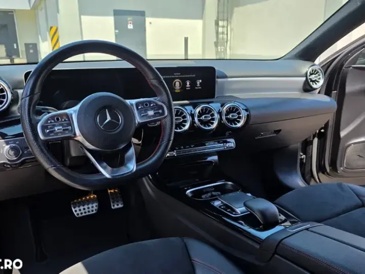 Mercedes-Benz A 180 W177/V177