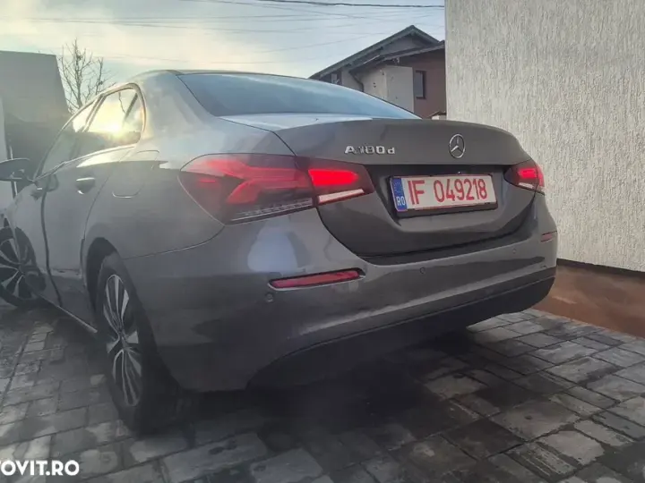 Mercedes-Benz A 180 W177/V177