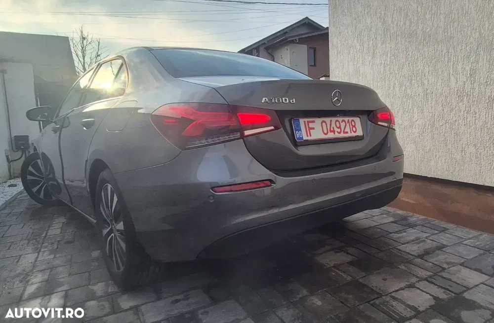 Mercedes-Benz A 180 W177/V177 — imagine 5