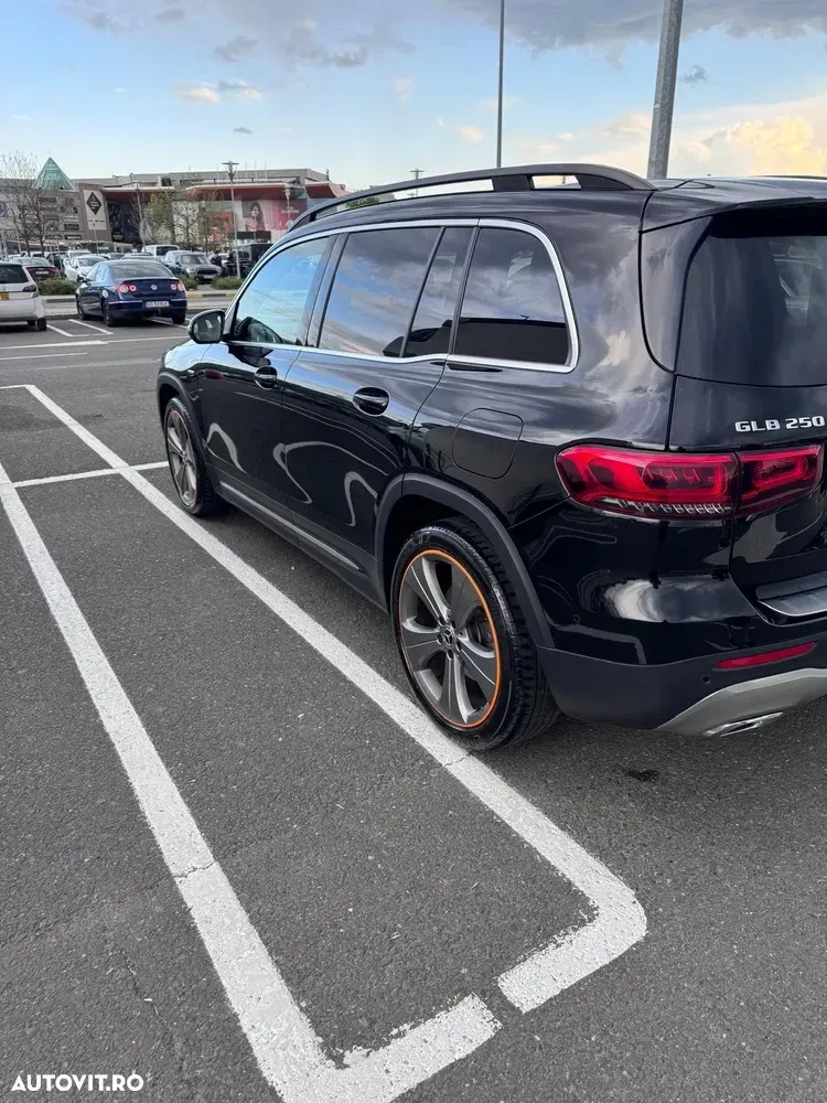 Mercedes-Benz GLB 250 Aut. — imagine 5