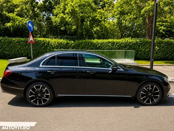Mercedes-Benz E W213 220 d 4MATIC Aut.