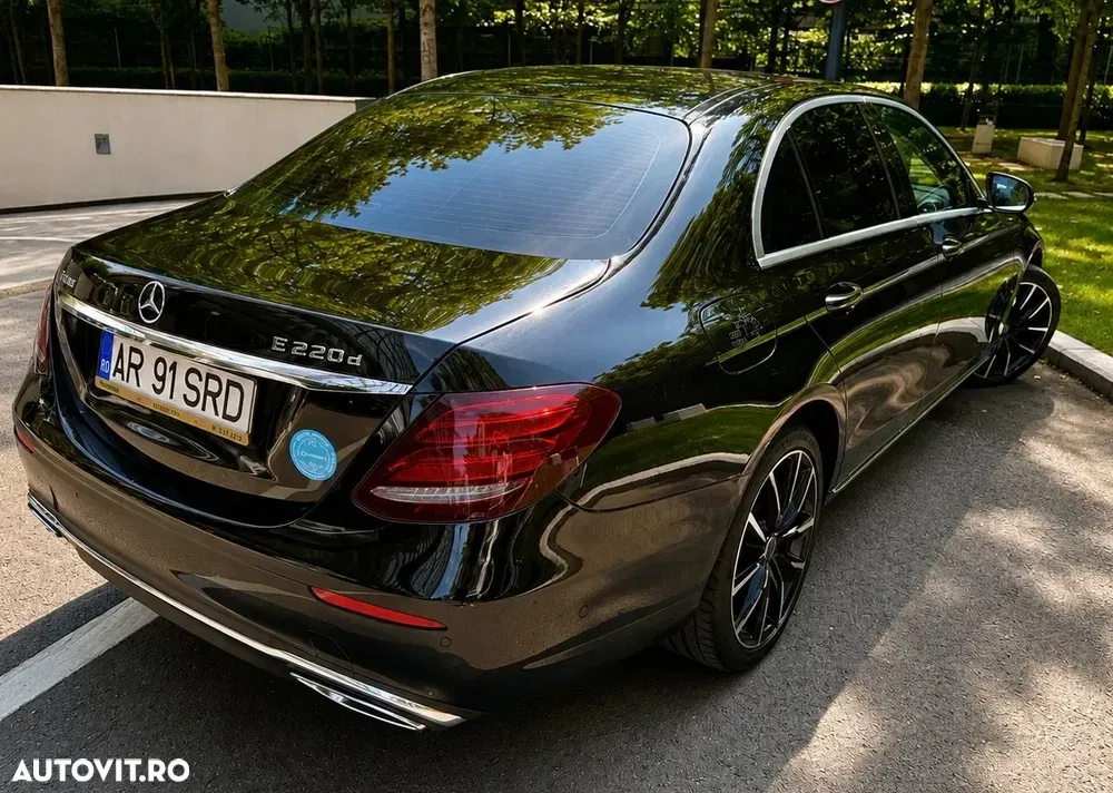 Mercedes-Benz E W213 220 d 4MATIC Aut. — imagine 3