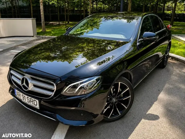 Mercedes-Benz E W213 220 d 4MATIC Aut.