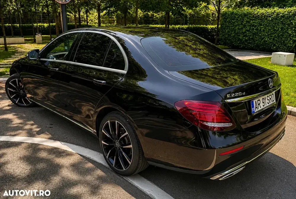 Mercedes-Benz E W213 220 d 4MATIC Aut. — imagine 4