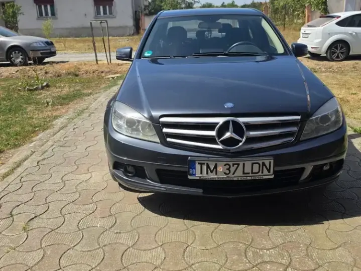 Mercedes-Benz C W204 200 CGI BlueEFFICIENCY