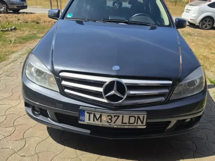 Mercedes-Benz C W204 200 CGI BlueEFFICIENCY