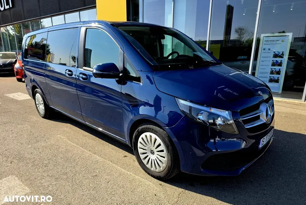 Mercedes-Benz V 250 d Extralung Avantgarde — imagine 2