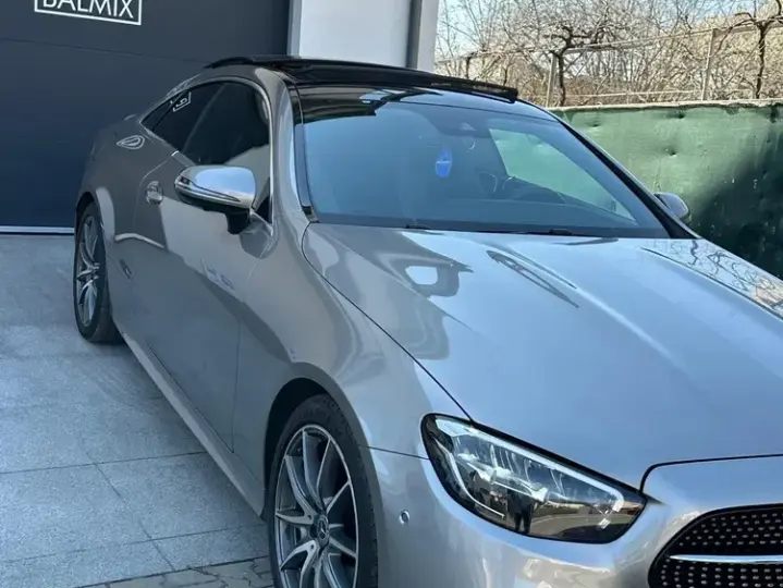 Mercedes-Benz E 220 d 4Matic 9G-TRONIC AMG Line