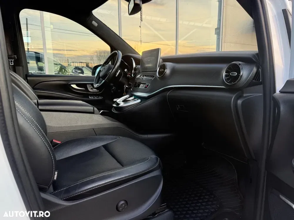 Mercedes-Benz V 300 d Lang 4Matic 9G-TRONIC Exclusive — imagine 5