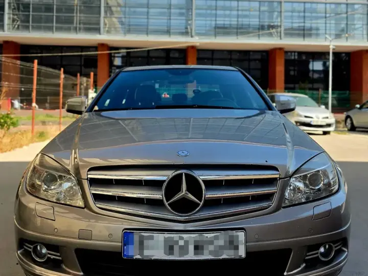 Mercedes-Benz C W204