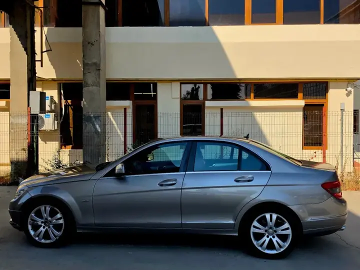 Mercedes-Benz C W204