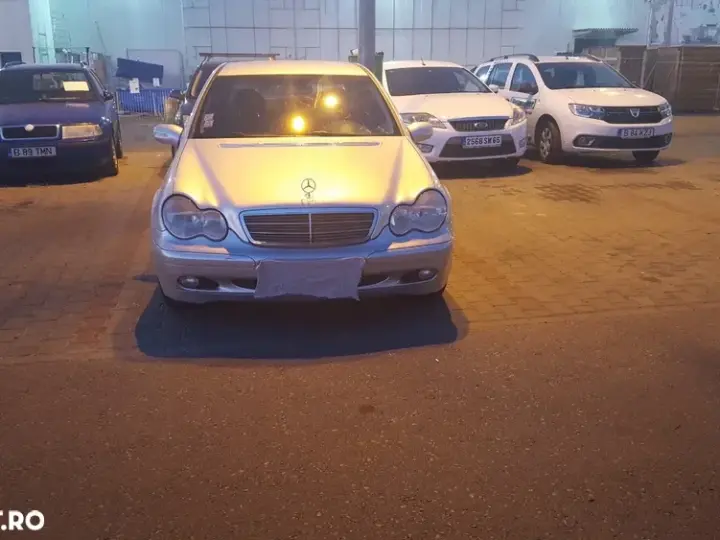 Mercedes-Benz C W203 200 CDI Classic