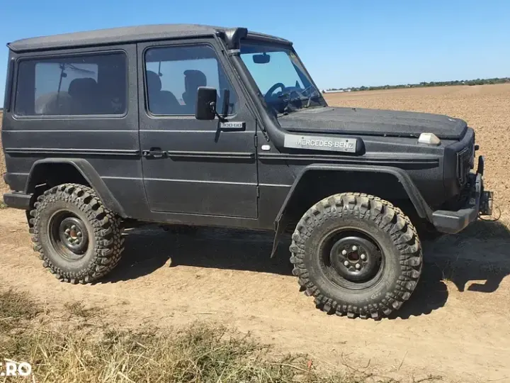 Mercedes-Benz G W460
