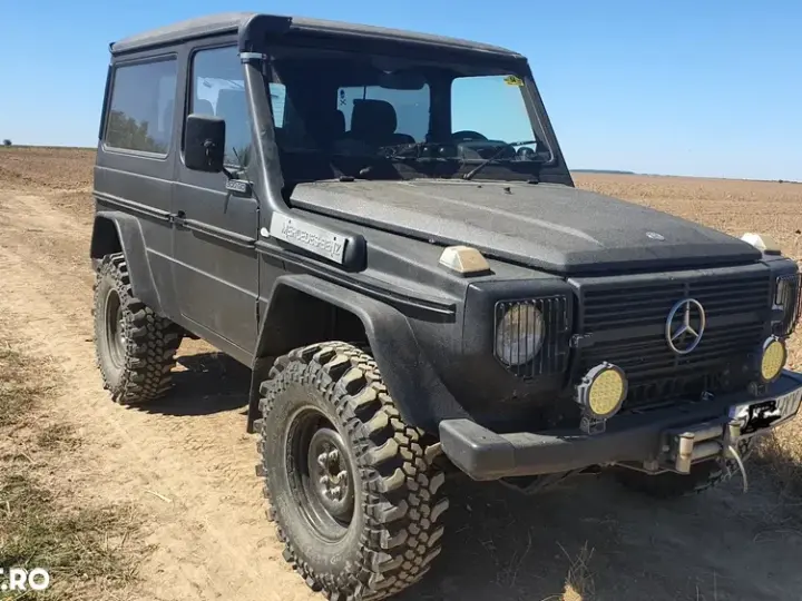 Mercedes-Benz G W460