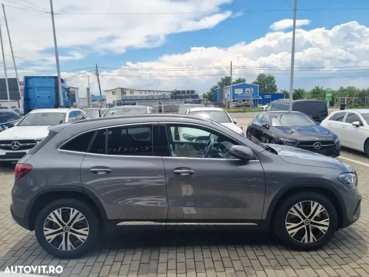 Mercedes-Benz GLA H247 220 4MATIC MHEV Aut.