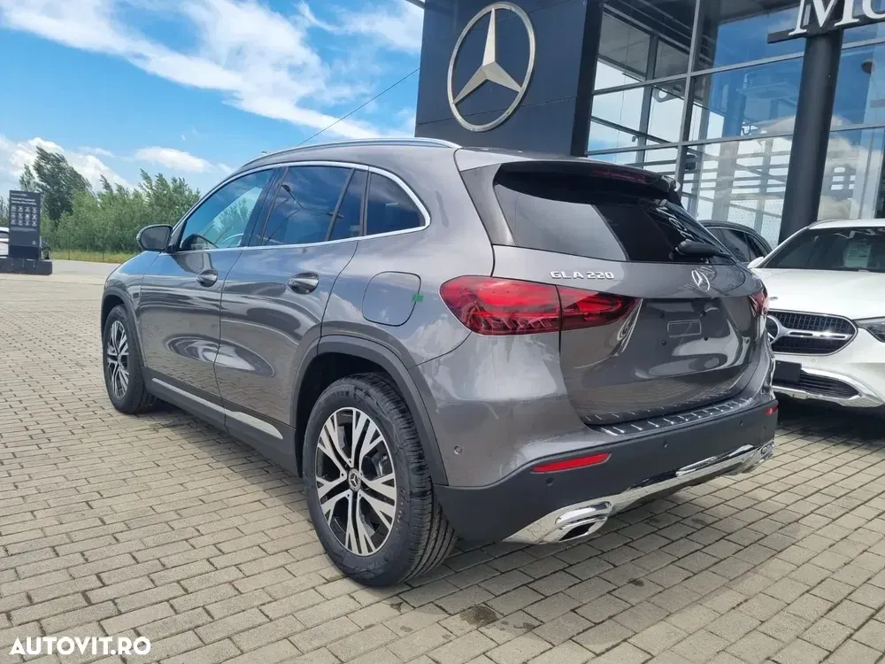 Mercedes-Benz GLA H247 220 4MATIC MHEV Aut. — imagine 5