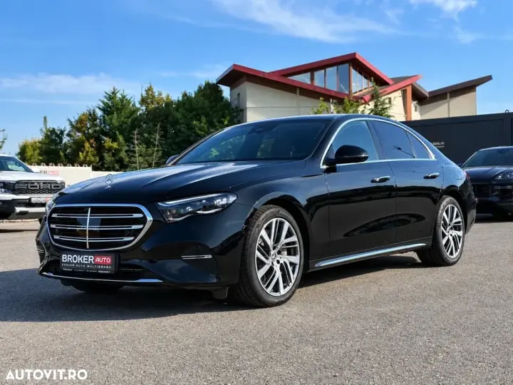 Mercedes-Benz E W214 300 4MATIC PHEV