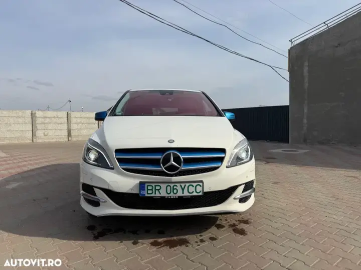 Mercedes-Benz B Electric Drive 250 e Style