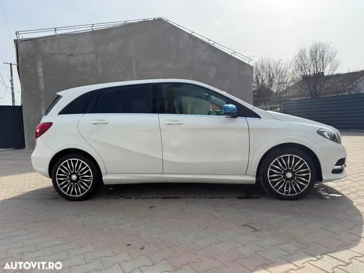 Mercedes-Benz B Electric Drive 250 e Style